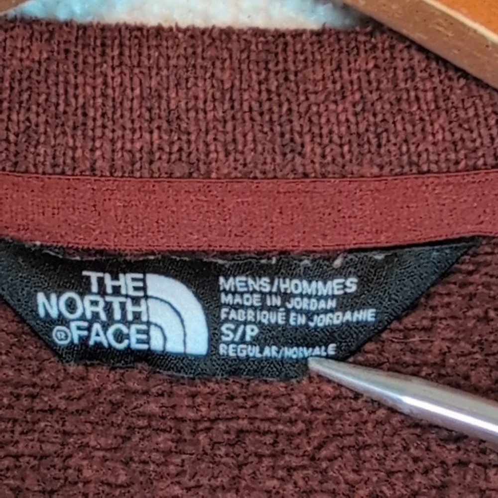 The North Face Gordon Lyons Crew Neck Fleece Sweater Sz Sm Burgundy Cozy Warm